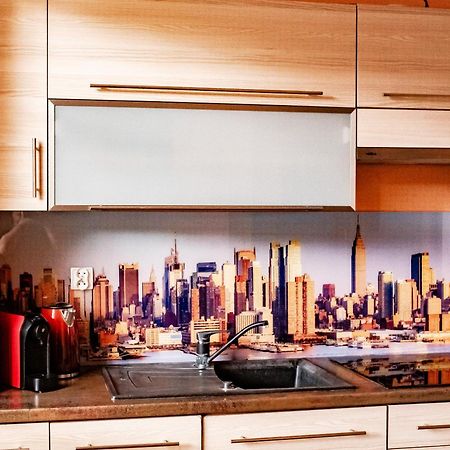 Yacht Apartments Гижицко Екстериор снимка