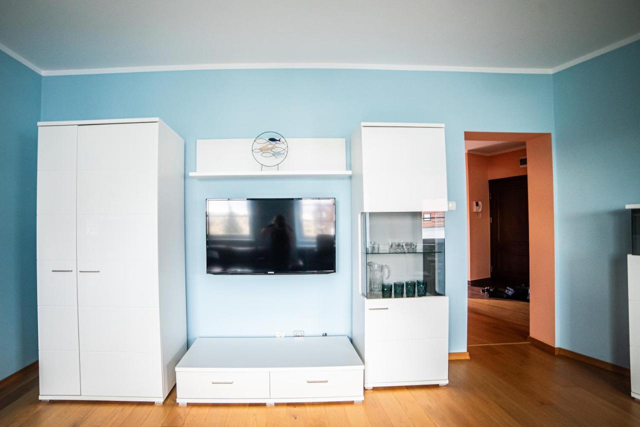 Yacht Apartments Гижицко Екстериор снимка